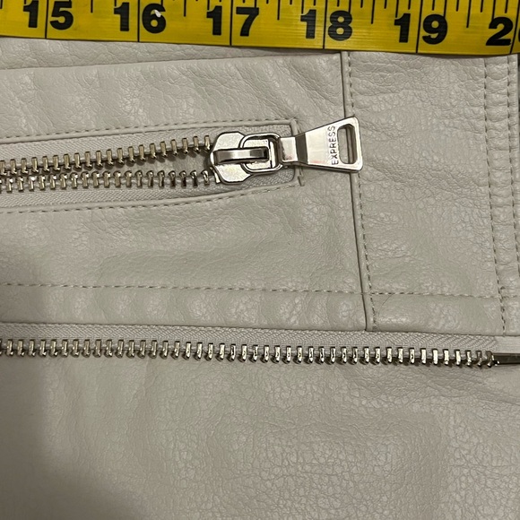 Express cream jacket - Picture 5 of 5